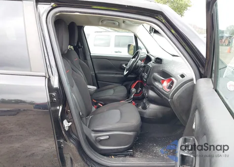 2015 Jeep Renegade Trailhawk из США, поврежденный, VIN ZACCJBCT4FPB36193